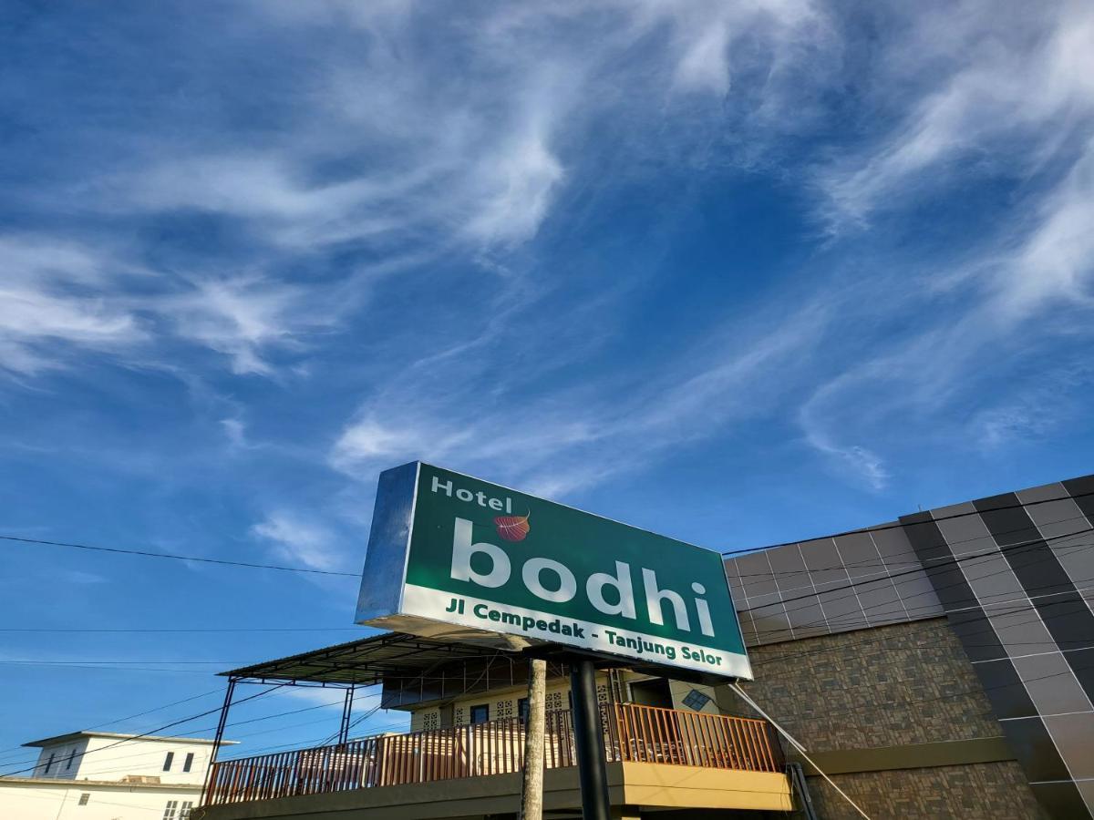 Hotel Bodhi Tanjung Selor Exteriör bild